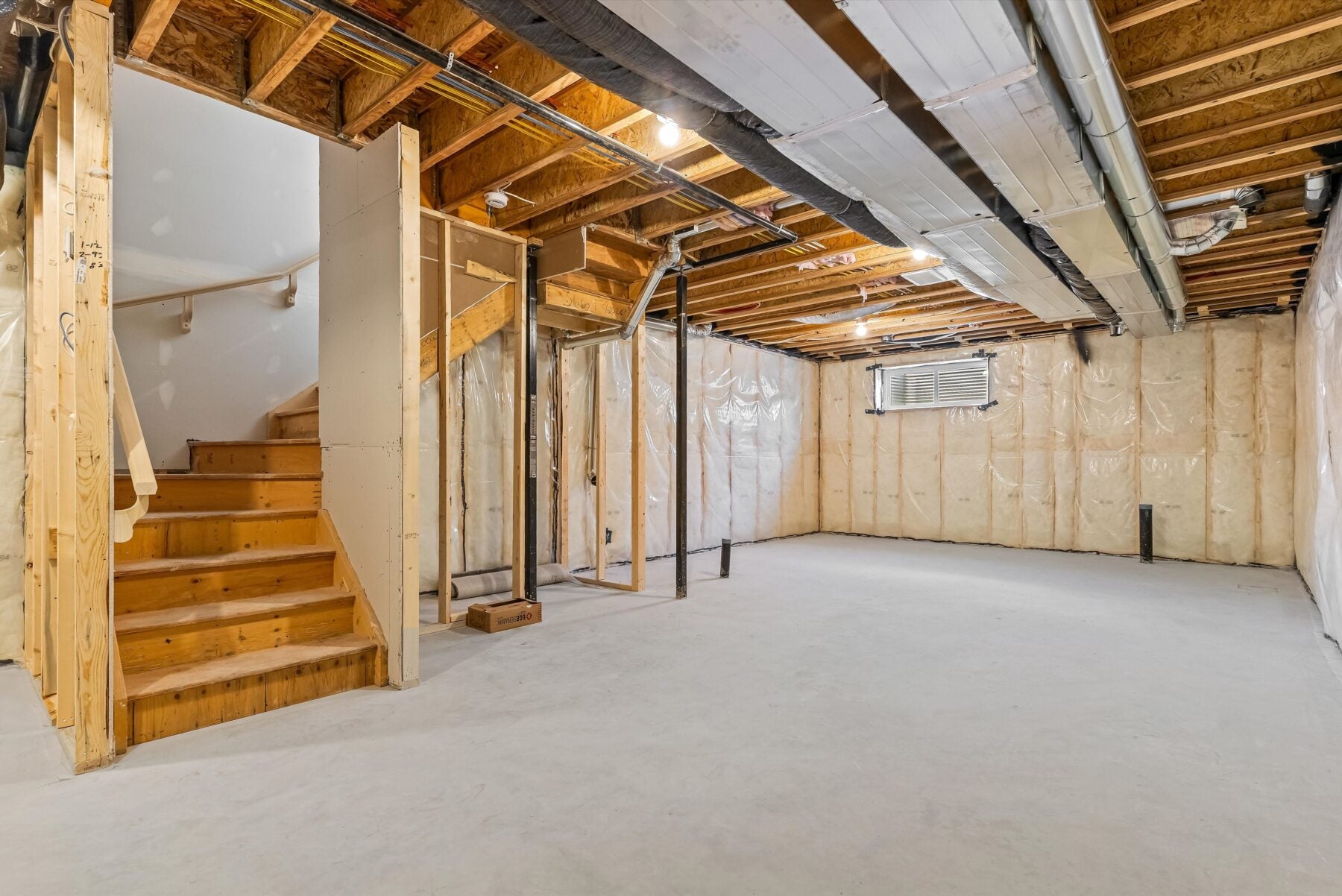 Sterling Homes – 20808 40 Avenue NW