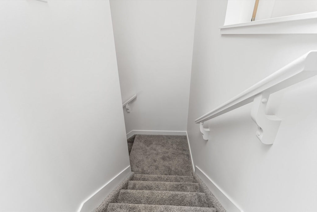 Sterling Homes – 20808 40 Avenue NW