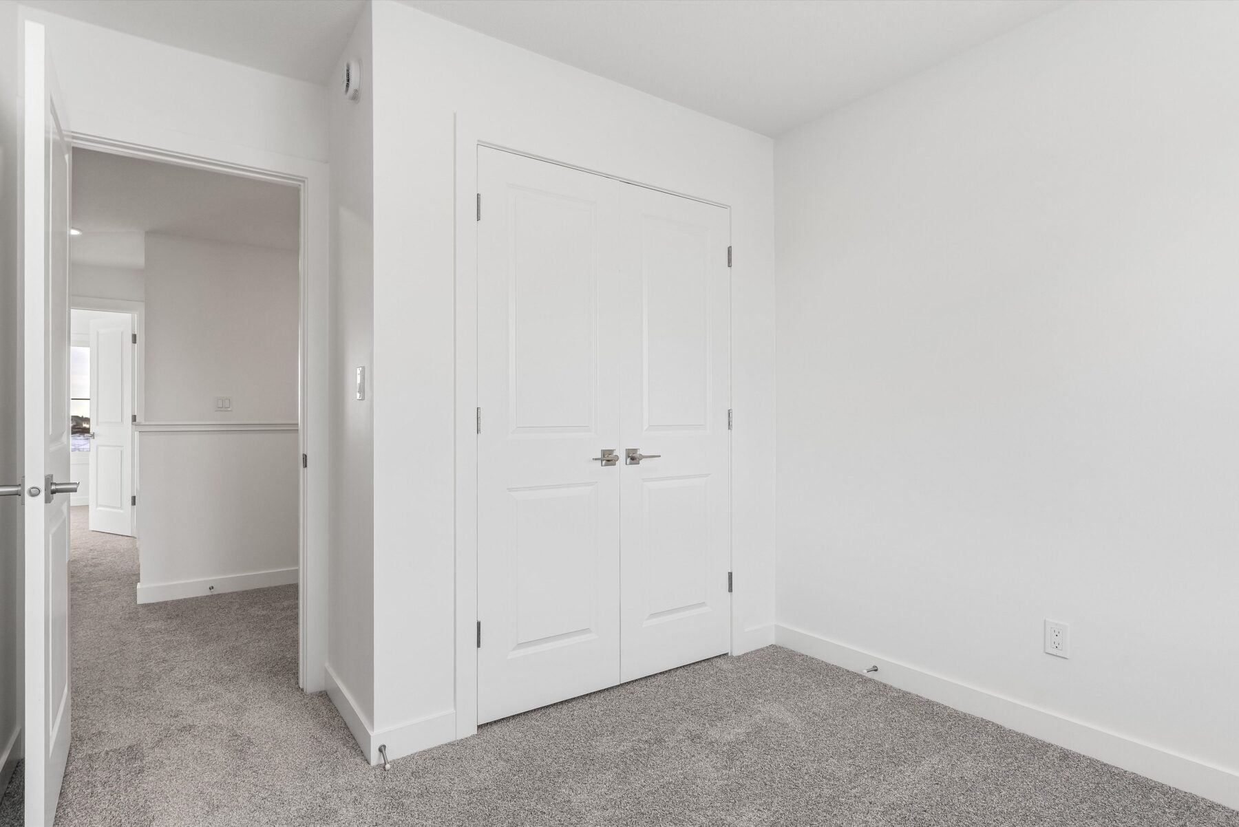 Sterling Homes – 20808 40 Avenue NW