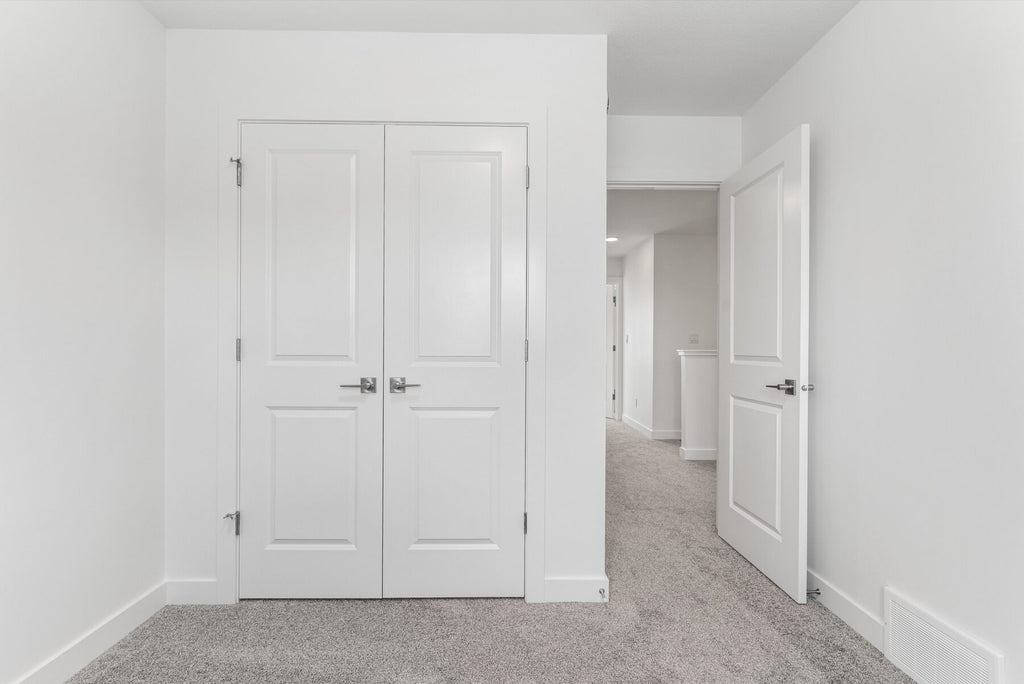 Sterling Homes – 20808 40 Avenue NW