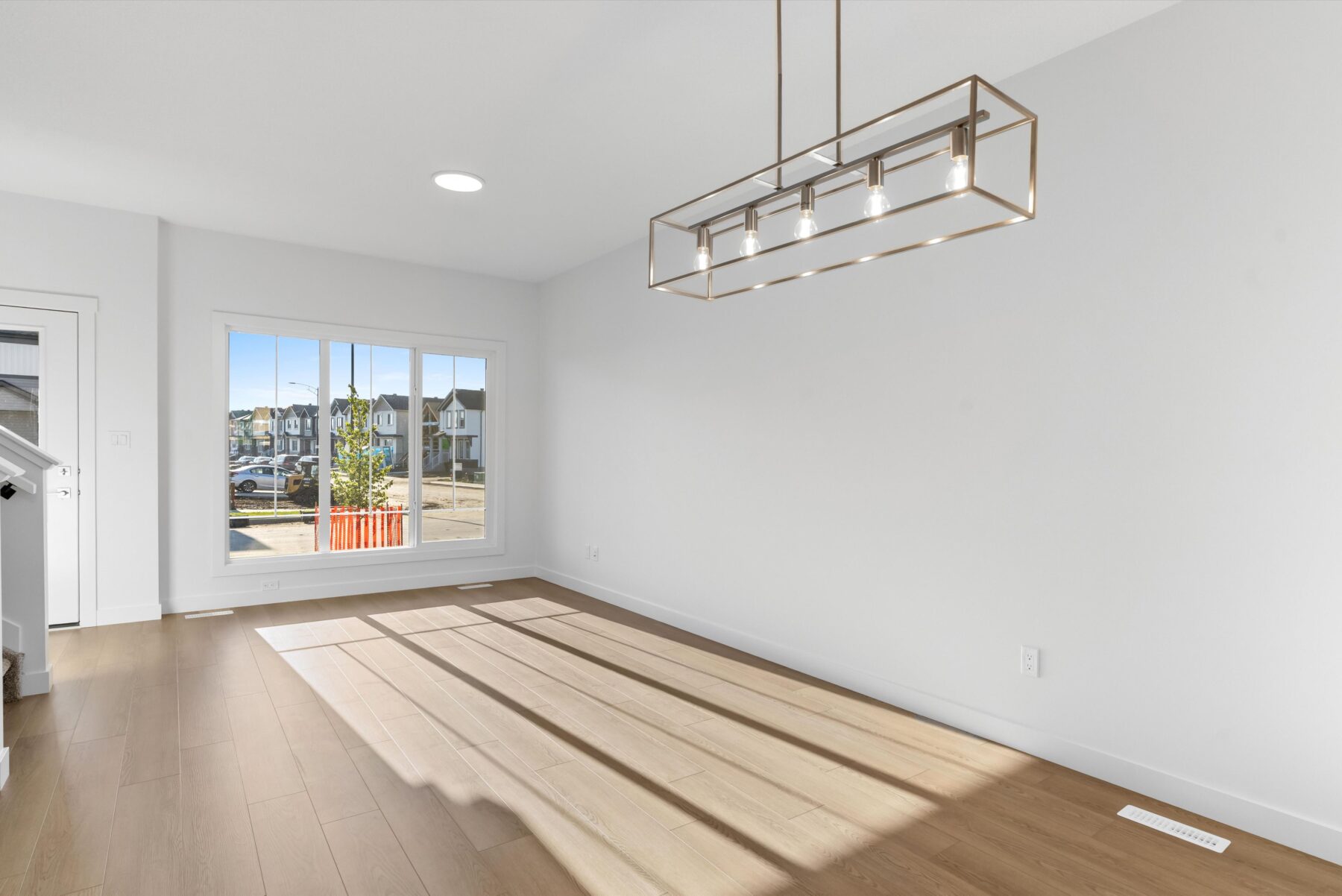 Sterling Homes – 1609 210A Street NW