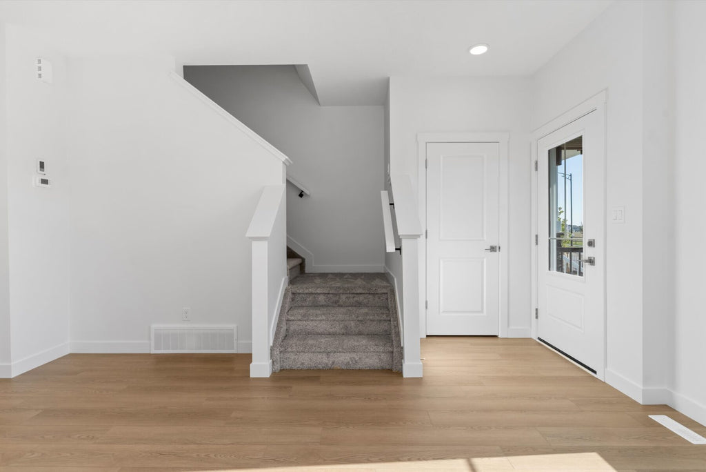 Sterling Homes – 1609 210A Street NW