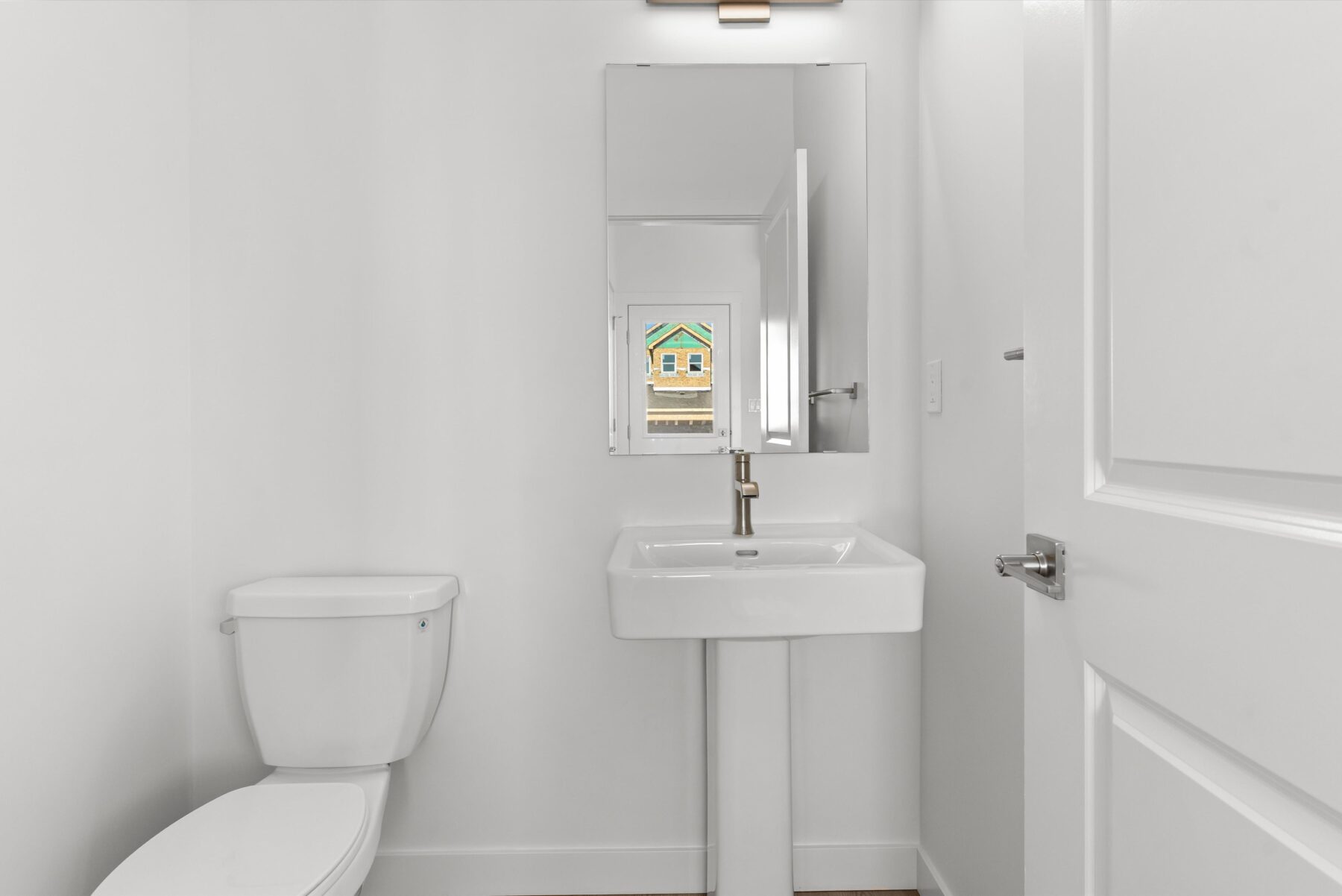 Sterling Homes – 1609 210A Street NW