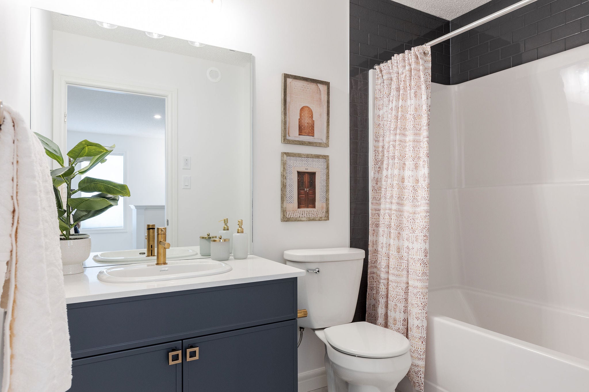 Pacesetter Homes – Willow at 2241 194A Street NW.